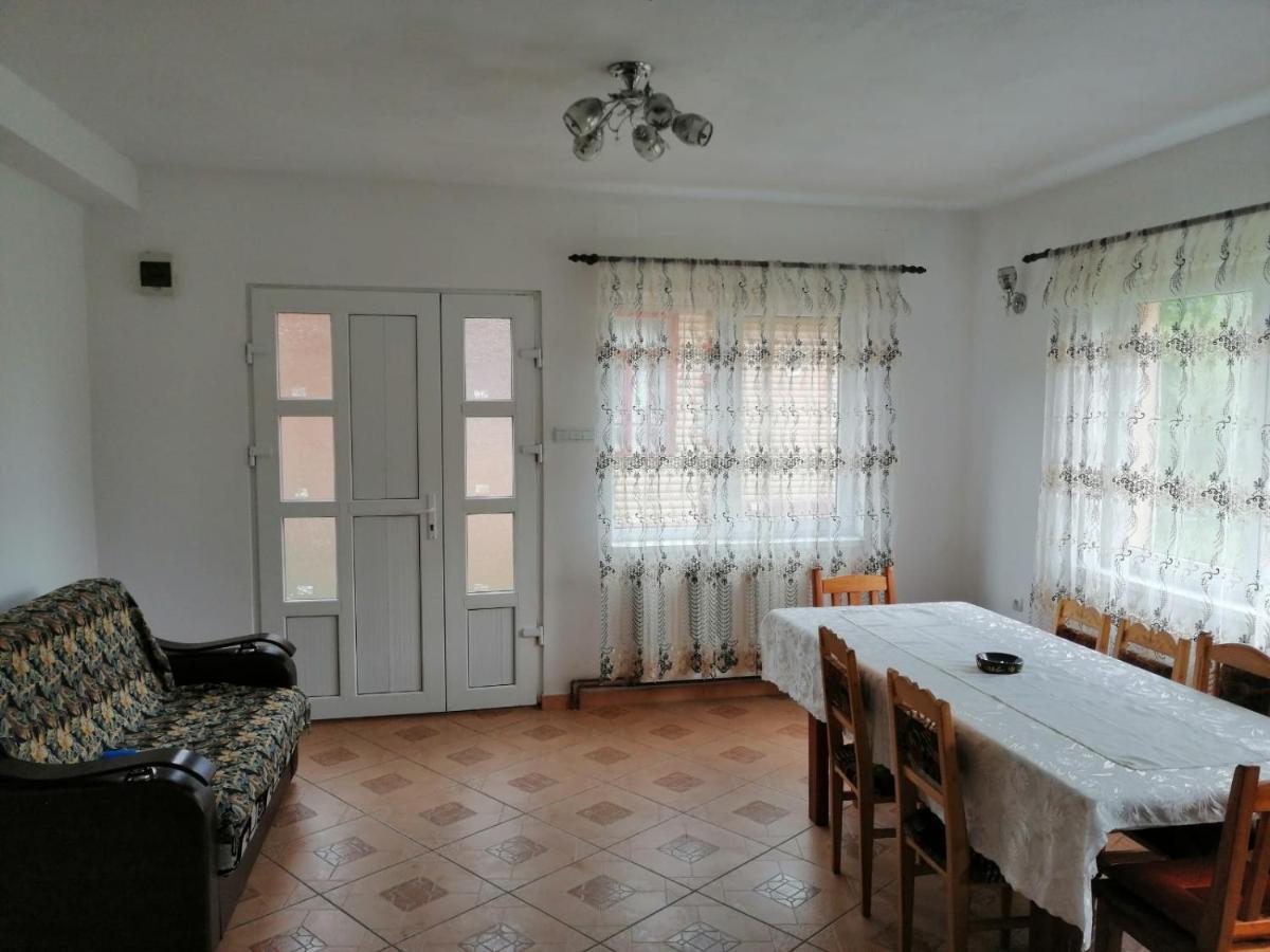 Casa Dorina Villa บราน ภายนอก รูปภาพ
